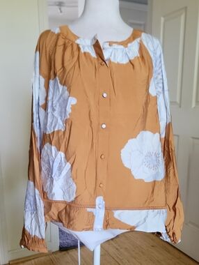 Rose & Olive Mustard Floral Button-Front Blouse